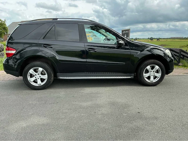 2006 mercedes-benz m-klasse 280 cdi bedrijfswagen - afbeelding 23 van  26