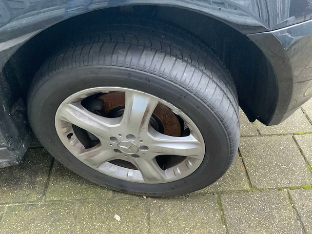 2006 mercedes-benz m-klasse ml 500 personenauto - afbeelding 15 van  24