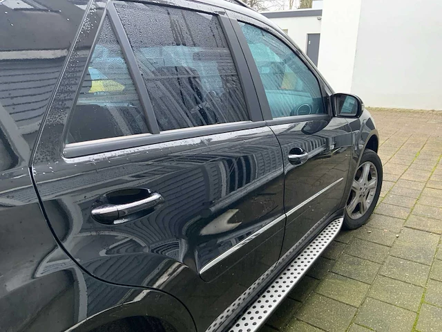 2006 mercedes-benz m-klasse ml 500 personenauto - afbeelding 22 van  24