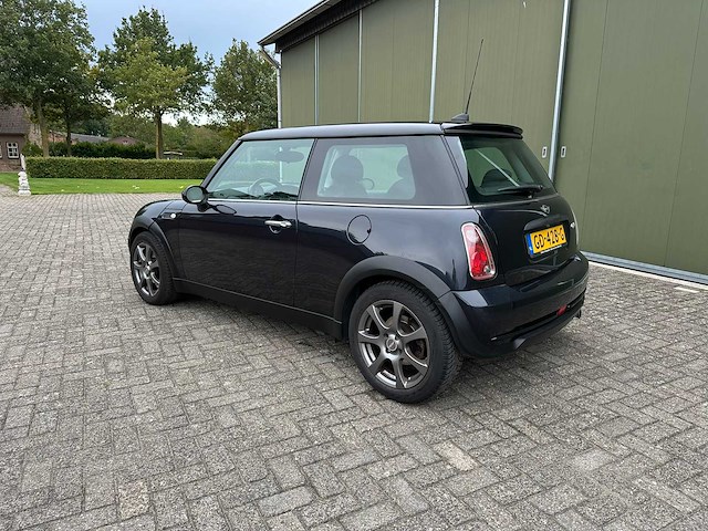 2006 mini cooper personenauto - afbeelding 12 van  30