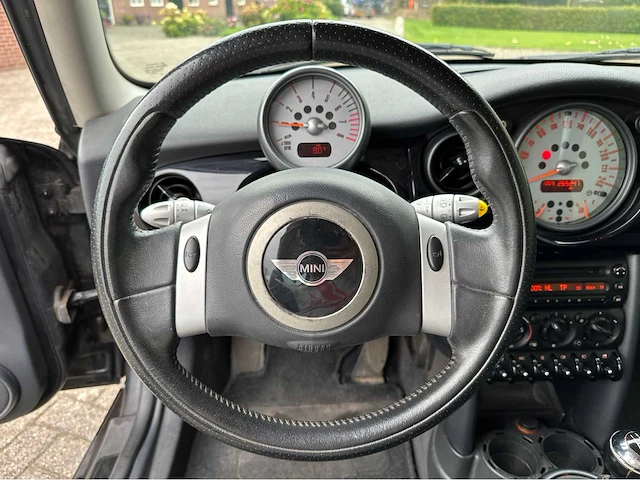 2006 mini cooper ra31 personenauto - afbeelding 19 van  30