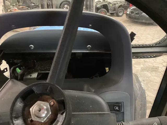 2006 new holland tl90a tweewielaangedreven landbouwtractor - afbeelding 17 van  17