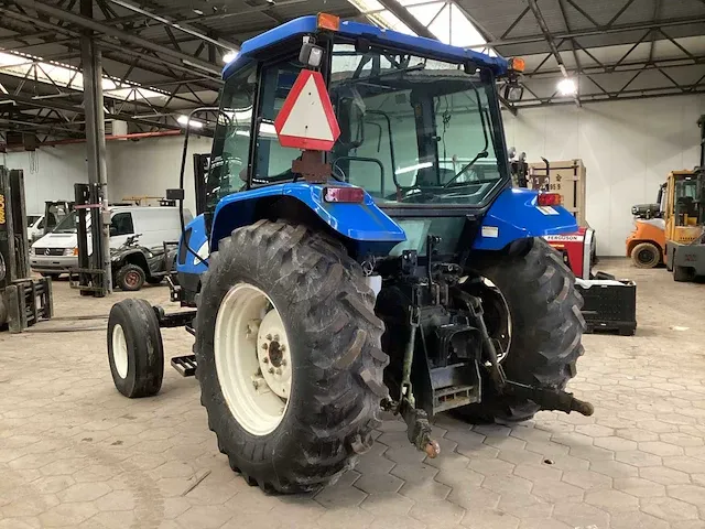 2006 new holland tl90a tweewielaangedreven landbouwtractor - afbeelding 14 van  17