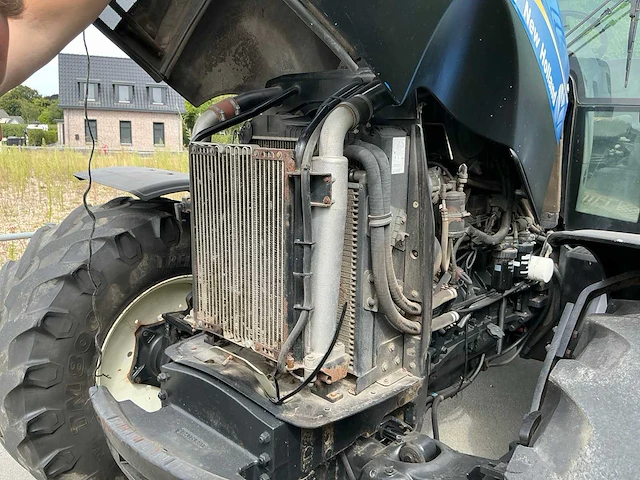 2006 new holland tvt145 vierwielaangedreven landbouwtractor - afbeelding 35 van  42