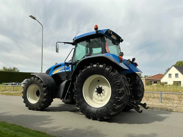 2006 new holland tvt145 vierwielaangedreven landbouwtractor - afbeelding 34 van  42