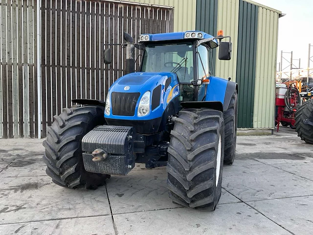 2006 new holland tvt190 vierwielaangedreven landbouwtractor - afbeelding 12 van  31