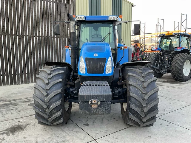 2006 new holland tvt190 vierwielaangedreven landbouwtractor - afbeelding 23 van  31
