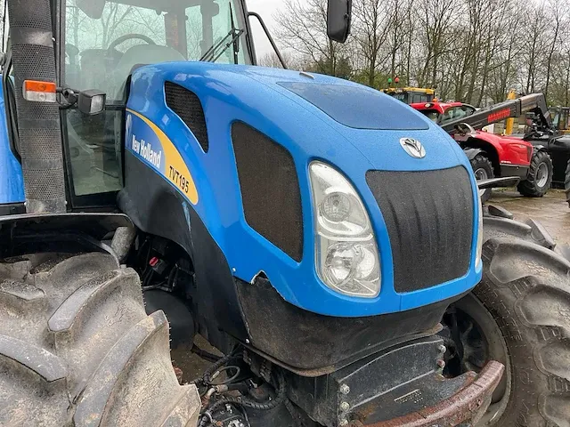 2006 new holland tvt195 vierwielaangedreven landbouwtractor - afbeelding 2 van  31