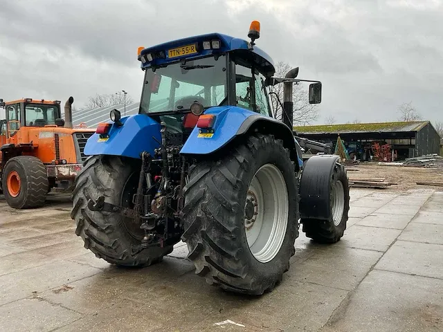 2006 new holland tvt195 vierwielaangedreven landbouwtractor - afbeelding 23 van  31