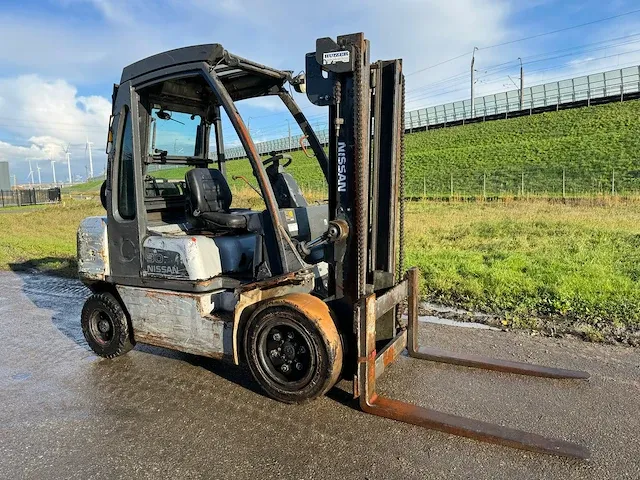 2006 nissan ugd02a30po vorkheftruck - afbeelding 4 van  8