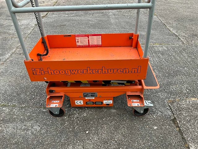 2006 nsg pop-up schaarhoogwerker - afbeelding 7 van  9