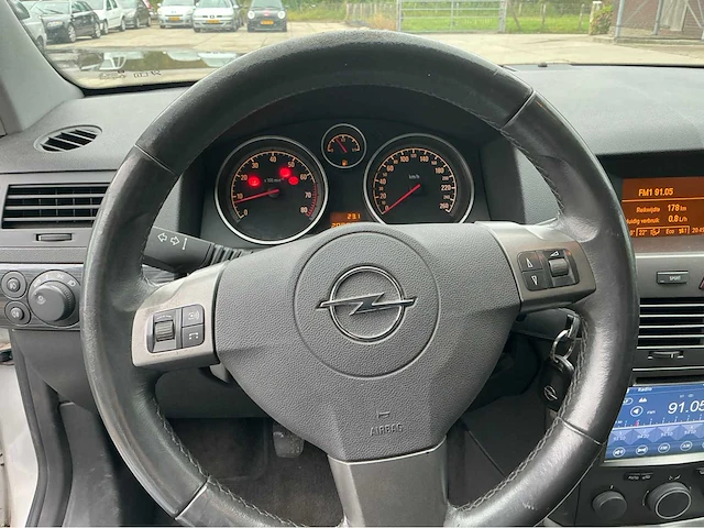 2006 opel astra gtc personenauto - afbeelding 5 van  22