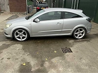 2006 opel astra gtc personenauto - afbeelding 16 van  22