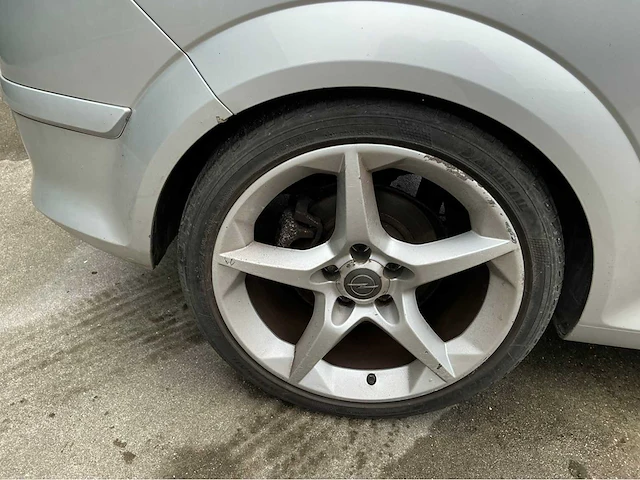 2006 opel astra gtc personenauto - afbeelding 20 van  22
