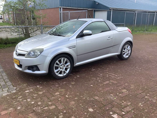 2006 opel tigra twintop 1.8-16v sport personenauto - afbeelding 1 van  14