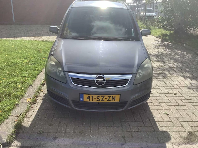 2006 opel zafira 2.2 executive personenauto - afbeelding 15 van  15