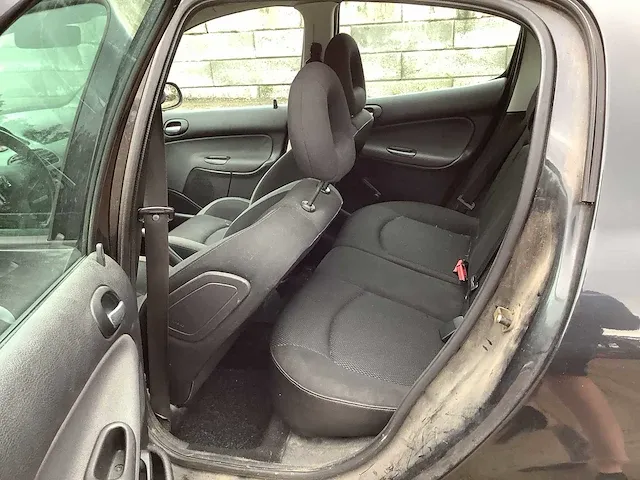 2006 peugeot 206 personenauto - afbeelding 11 van  24