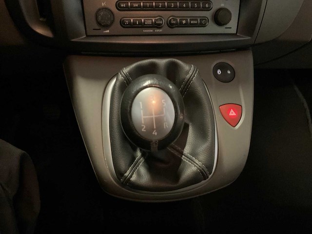 2006 renault scénic 1.6 16v personenauto - afbeelding 19 van  37