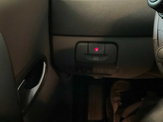 2006 renault scénic 1.6 16v personenauto - afbeelding 20 van  37