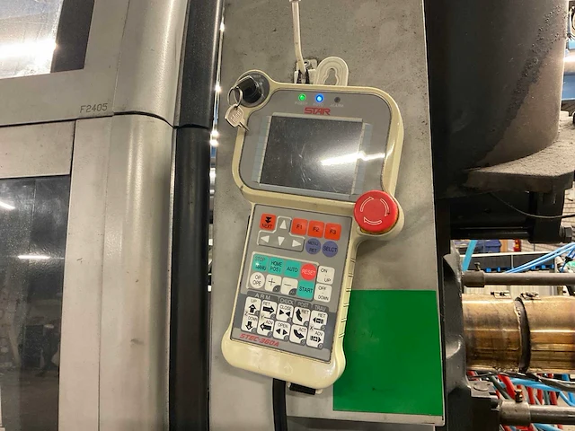 2006 sandretto nove hp 230 spuitgietmachine - afbeelding 8 van  23