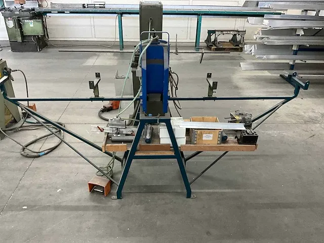 2006 schüco pneumatikpresse machine - afbeelding 4 van  9