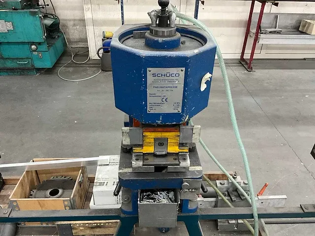 2006 schüco pneumatikpresse machine - afbeelding 6 van  9