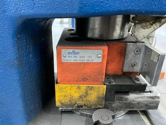 2006 schüco pneumatikpresse machine - afbeelding 8 van  9
