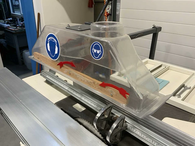 2006 scm mini max sc3w formaatcirkelzaagmachine - afbeelding 5 van  15