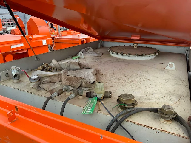 2006 steenbergen cie 300 brandstof opslagtank - afbeelding 4 van  7
