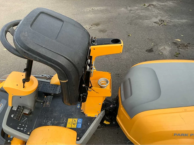2006 stiga park fairway grasmaaier - afbeelding 15 van  36