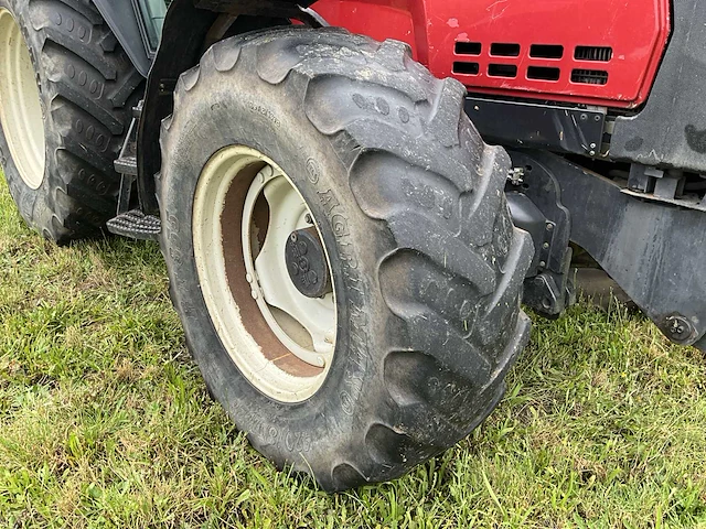 2006 valtra 8150-4 vierwielaangedreven landbouwtractor - afbeelding 2 van  45