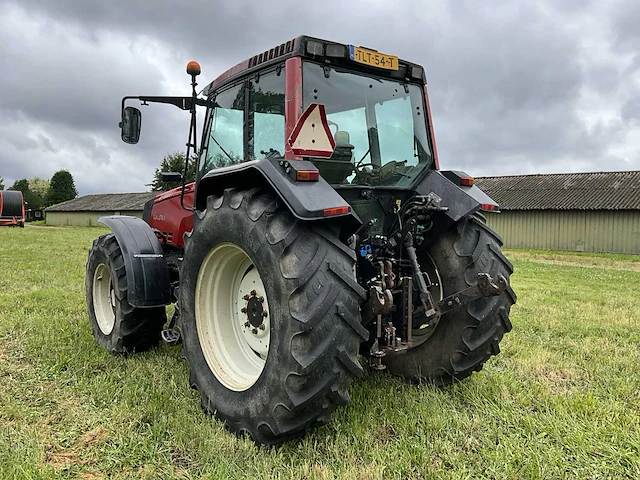 2006 valtra 8150-4 vierwielaangedreven landbouwtractor - afbeelding 34 van  45