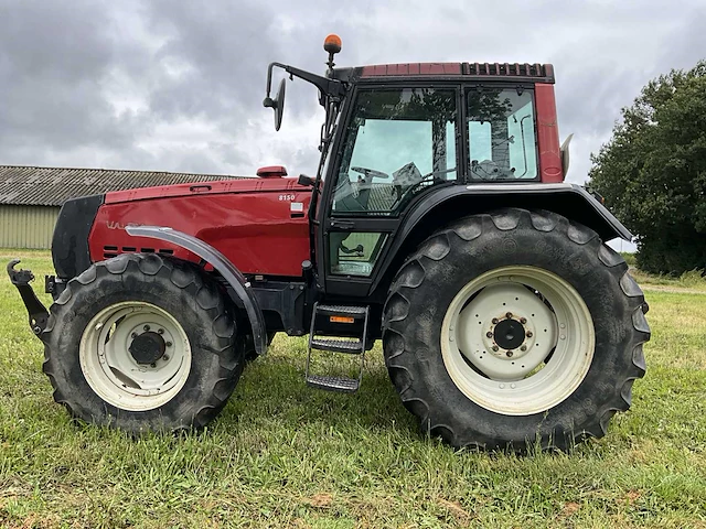 2006 valtra 8150-4 vierwielaangedreven landbouwtractor - afbeelding 42 van  45