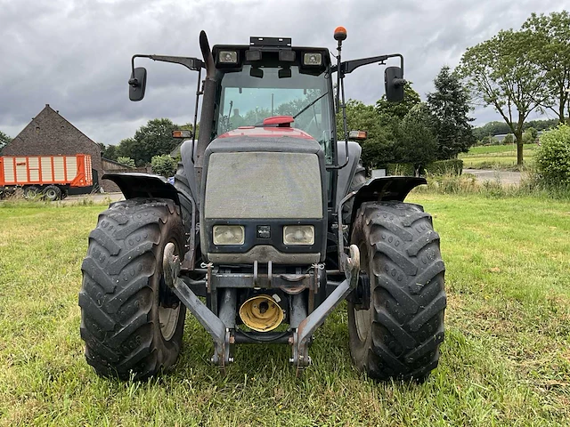 2006 valtra 8150-4 vierwielaangedreven landbouwtractor - afbeelding 43 van  45