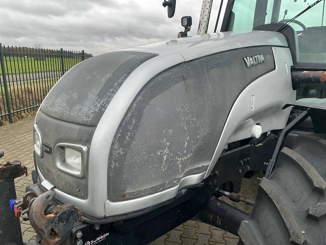 2006 valtra t140-4 vierwielaangedreven landbouwtractor - afbeelding 7 van  29