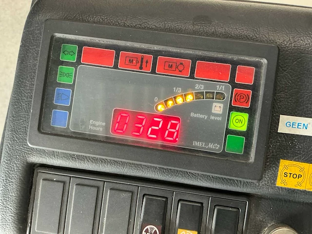 2006 verhagen leiden 1550 zelfrijdende veegmachine - afbeelding 11 van  19