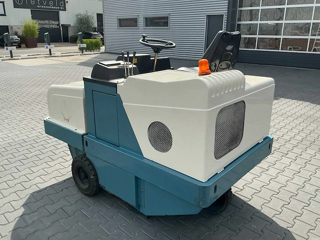 2006 verhagen leiden 1550 zelfrijdende veegmachine - afbeelding 17 van  19
