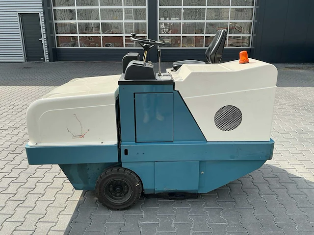 2006 verhagen leiden 1550 zelfrijdende veegmachine - afbeelding 18 van  19