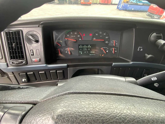 2006 volvo fh 400 6x2 vrachtwagen met atm oplegger hiab 377-7 - afbeelding 20 van  65