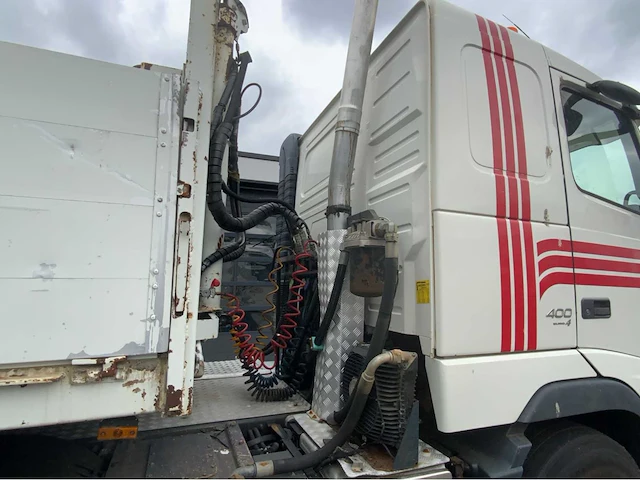 2006 volvo fh 400 6x2 vrachtwagen met atm oplegger hiab 377-7 - afbeelding 31 van  65