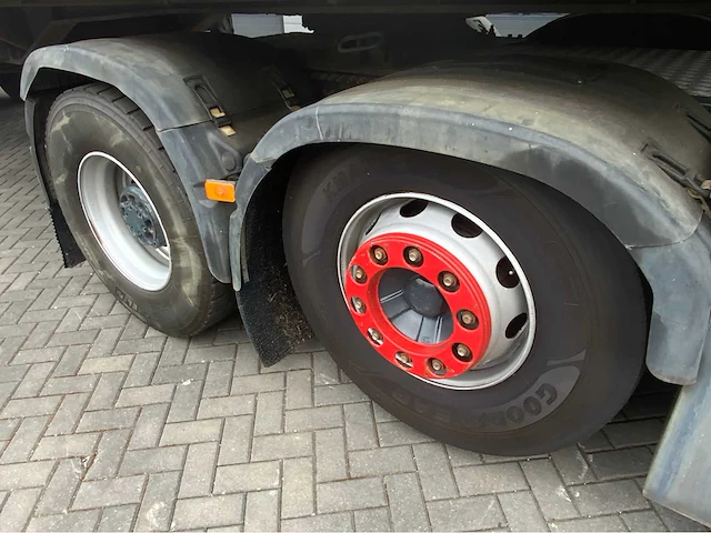 2006 volvo fh 400 6x2 vrachtwagen met atm oplegger hiab 377-7 - afbeelding 52 van  65