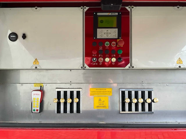 2006 volvo fm/fh 6x2 l 8.0 hoogwerker vrachtwagen - afbeelding 6 van  39