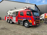2006 volvo fm/fh 6x2 l 8.0 hoogwerker vrachtwagen - afbeelding 1 van  39