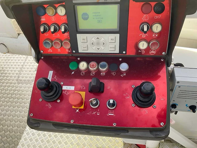 2006 volvo fm/fh 6x2 l 8.0 hoogwerker vrachtwagen - afbeelding 14 van  39