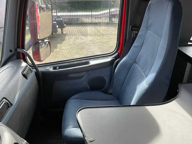 2006 volvo fm/fh 6x2 l 8.0 hoogwerker vrachtwagen - afbeelding 29 van  39