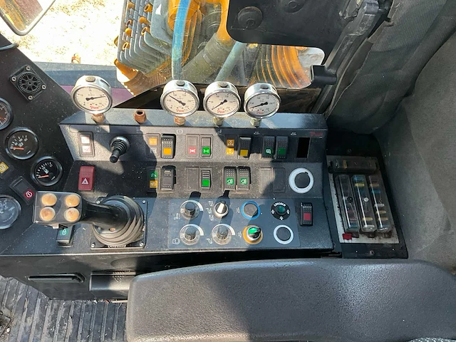 2006 vredo vt2516 zelfrijdende mesttank - afbeelding 36 van  50