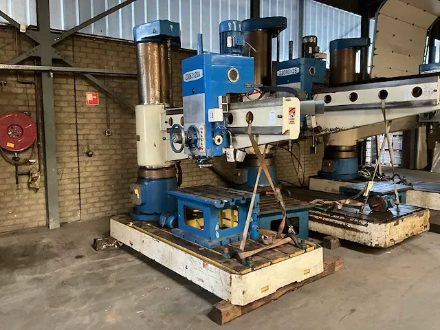 2006 xiangshan z3063x20a radiaalboormachine - afbeelding 11 van  17