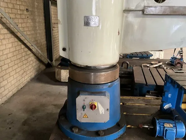 2006 xiangshan z3063x20a radiaalboormachine - afbeelding 16 van  17