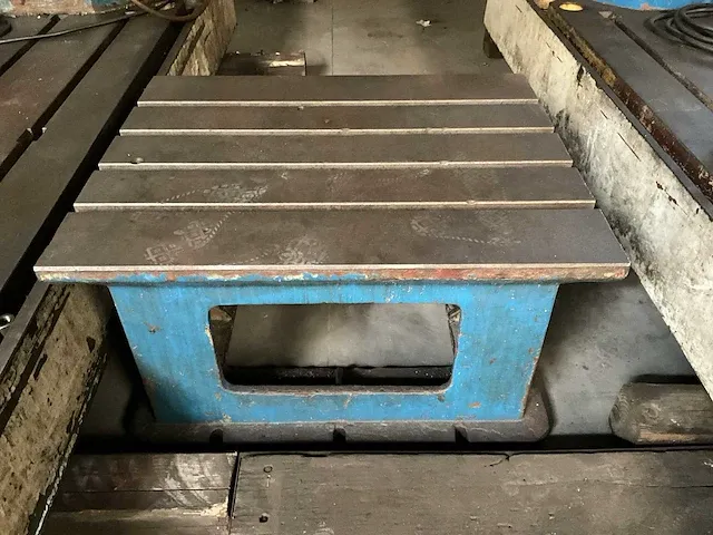 2006 xiangshan z3080x25 radiaalboormachine - afbeelding 8 van  17