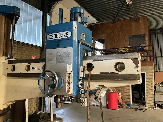 2006 xiangshan z3080x25 radiaalboormachine - afbeelding 12 van  17